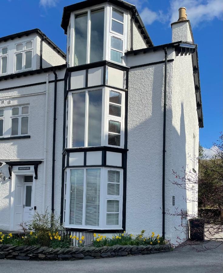 Edge Mere Apartment, Bowness-On-Windermere Esterno foto