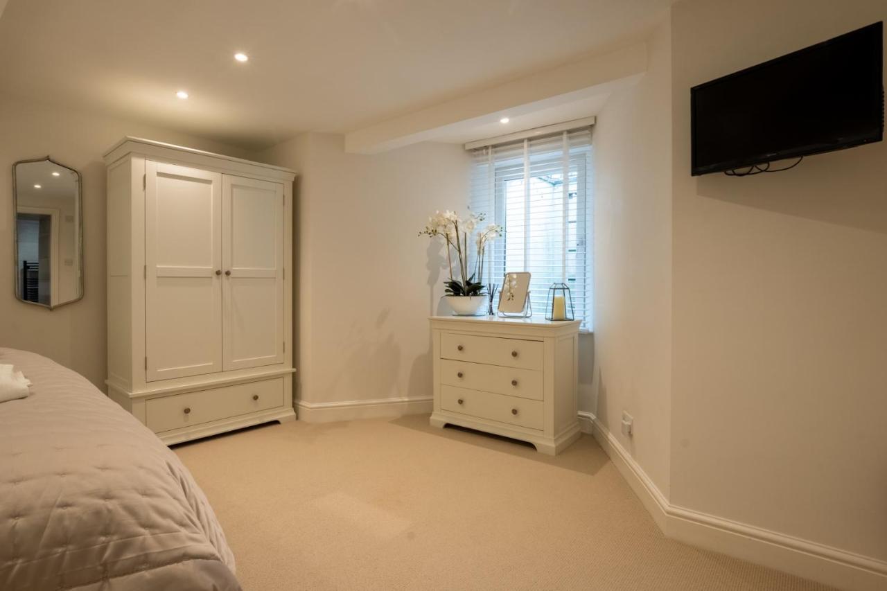 Edge Mere Apartment, Bowness-On-Windermere Esterno foto